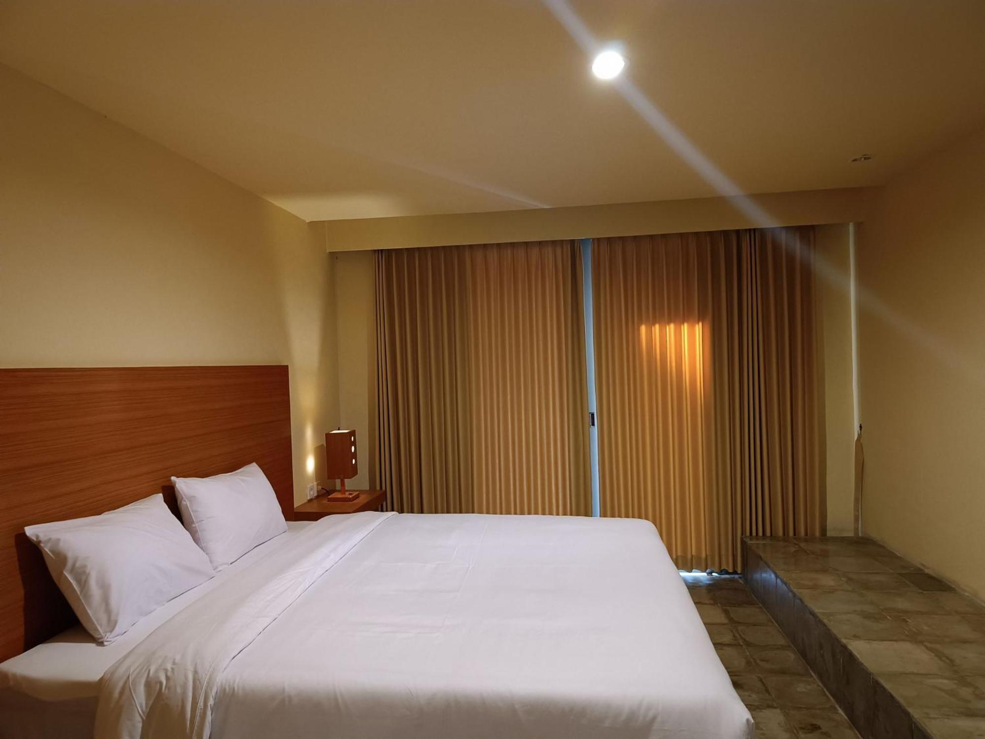 Kuta Living By Kamara Hotel Exterior photo